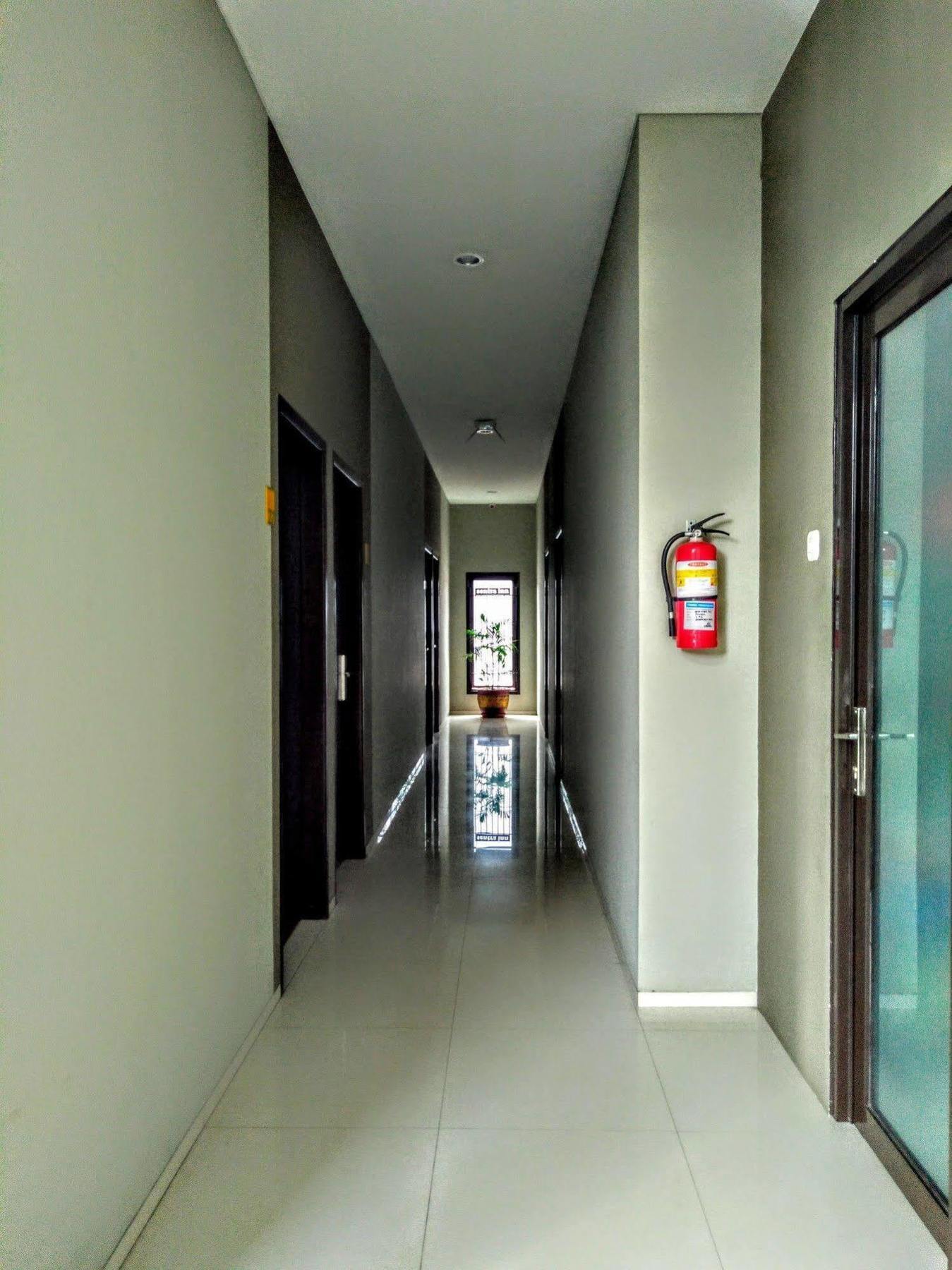 Sentra Inn Bandung Exterior foto